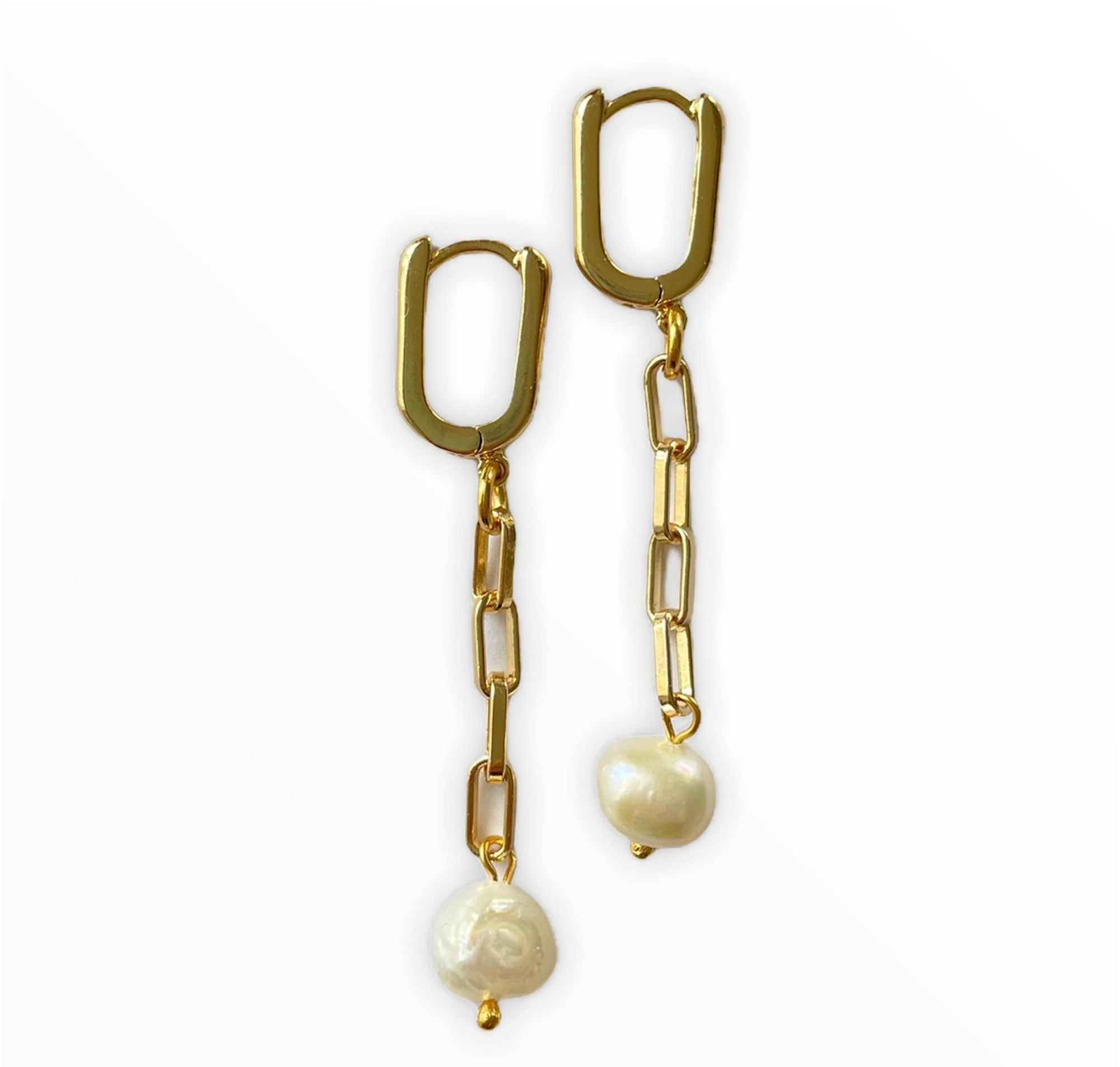3 inch gold plated drop earrings with a linked chain and freshwater pearl dropdown