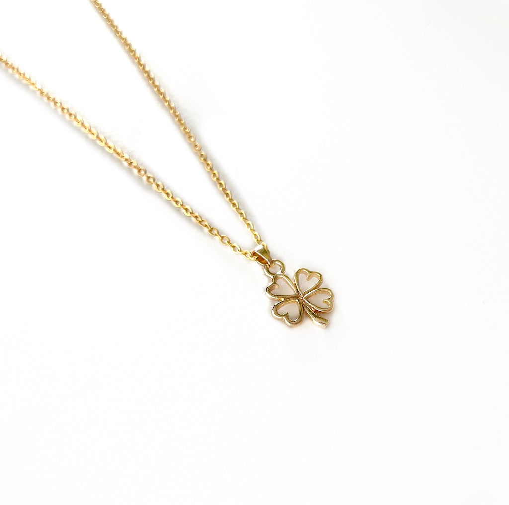 Saoirse Pendant Necklace