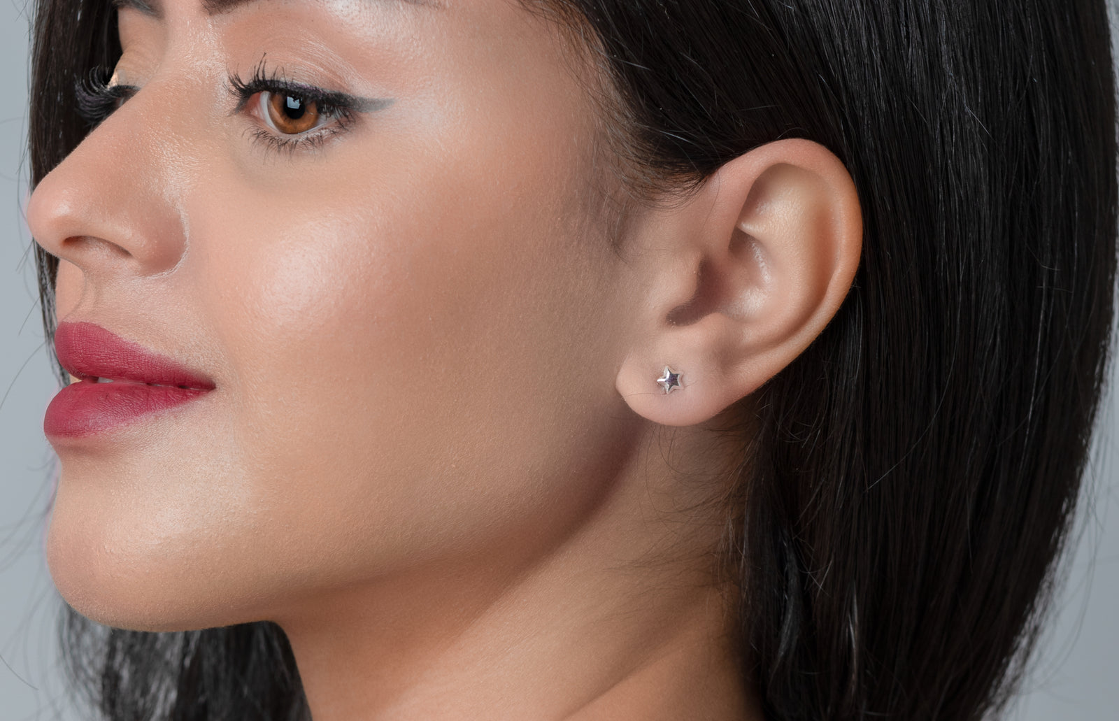 small silver star stud earrings in sterling silver