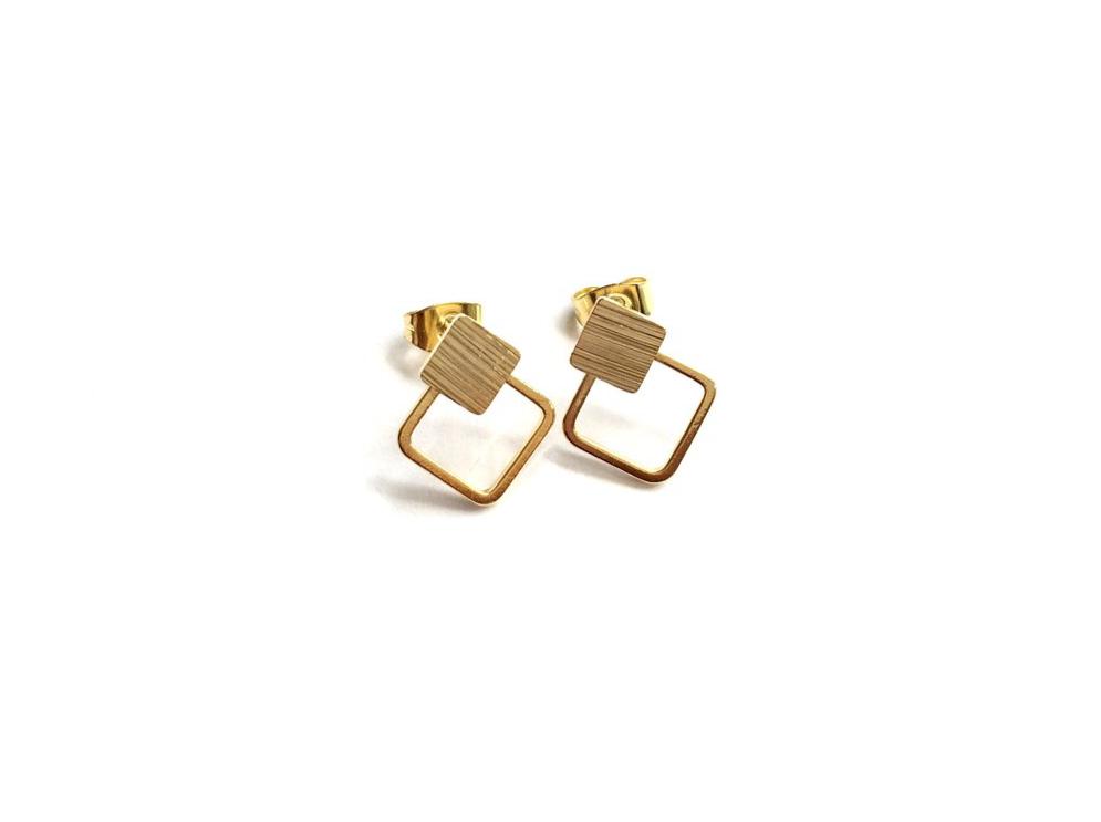 Standout Boutique's Unique Cindy Gold Studs