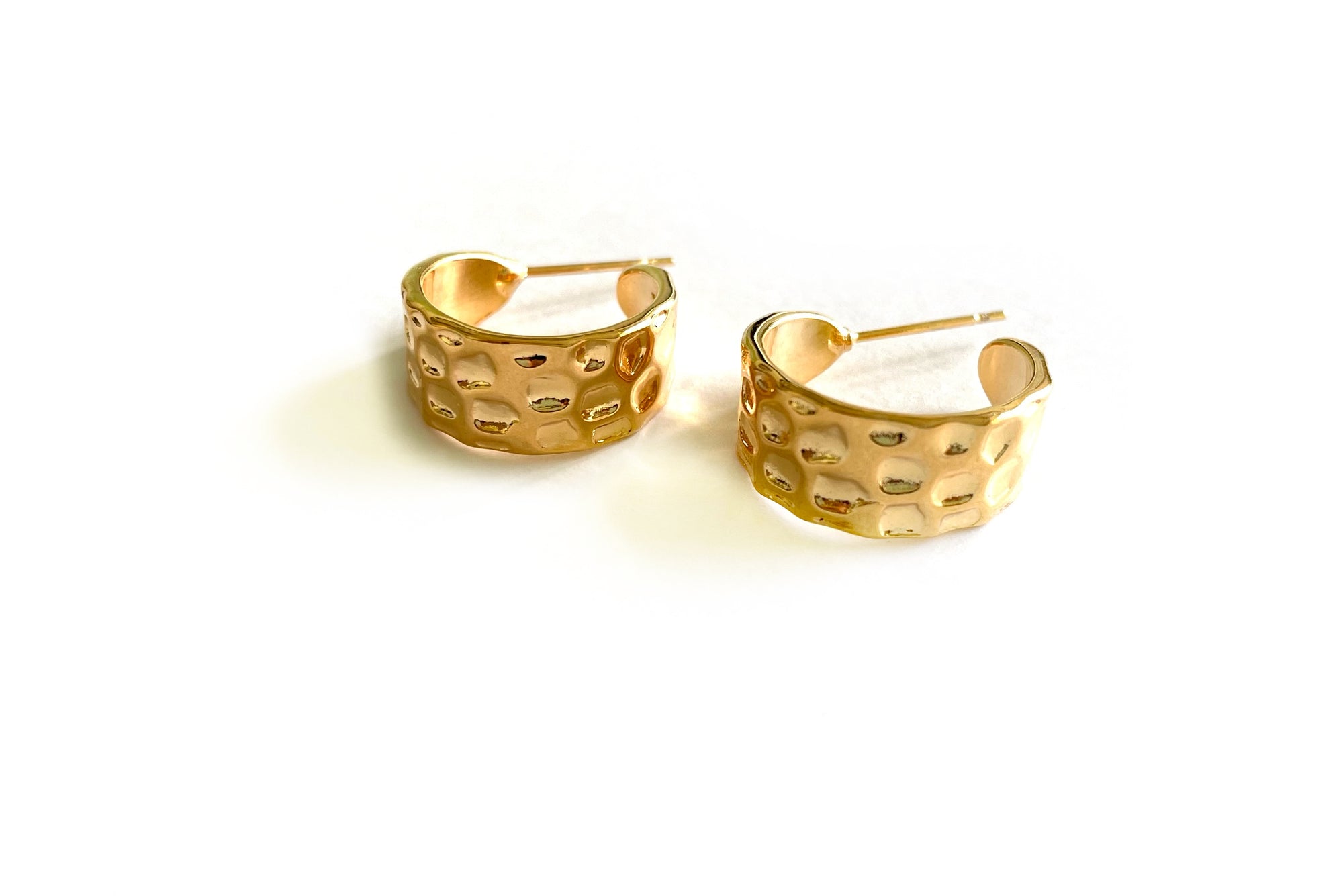 Skyler Thick Indented Gold Hoops - Standout Boutique